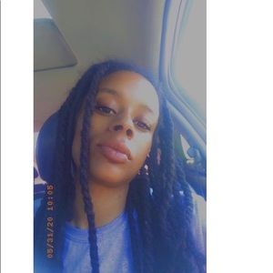 Meet your Posher, Crystal